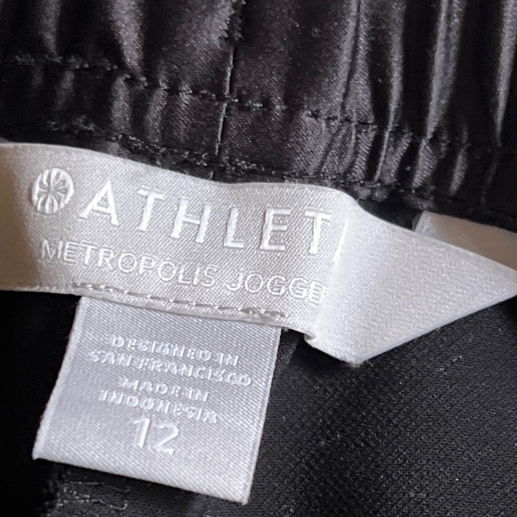 ATHLETA Metropolis Jogger Black Women’s Size 10 Athleisure - Picture 7 of 12